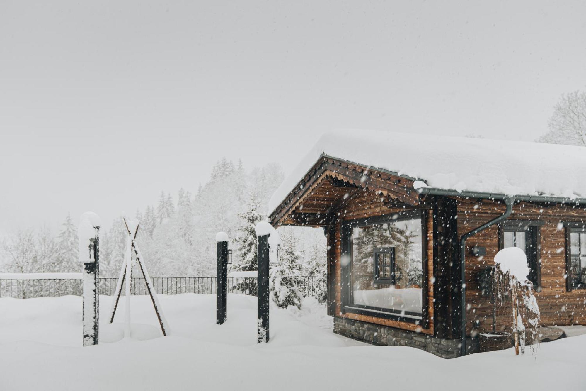 Haus Spieleck Bed & Breakfast Saalbach-Hinterglemm Dış mekan fotoğraf