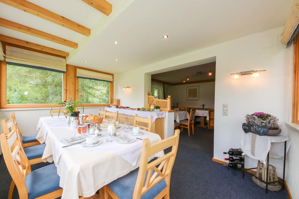 Haus Spieleck Bed & Breakfast Saalbach-Hinterglemm Dış mekan fotoğraf